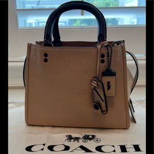 NWT Coach Rogue 25